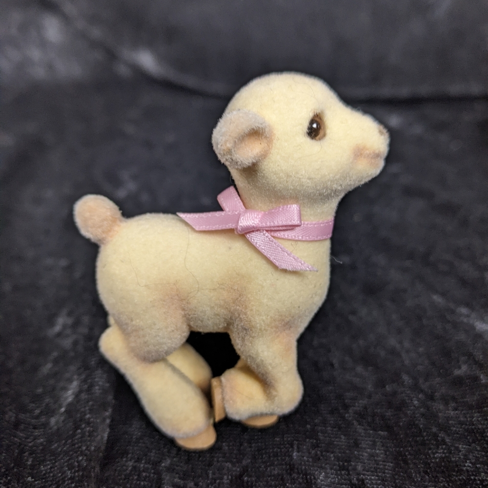 Hallmark Merry Miniatures Flocked Lamb